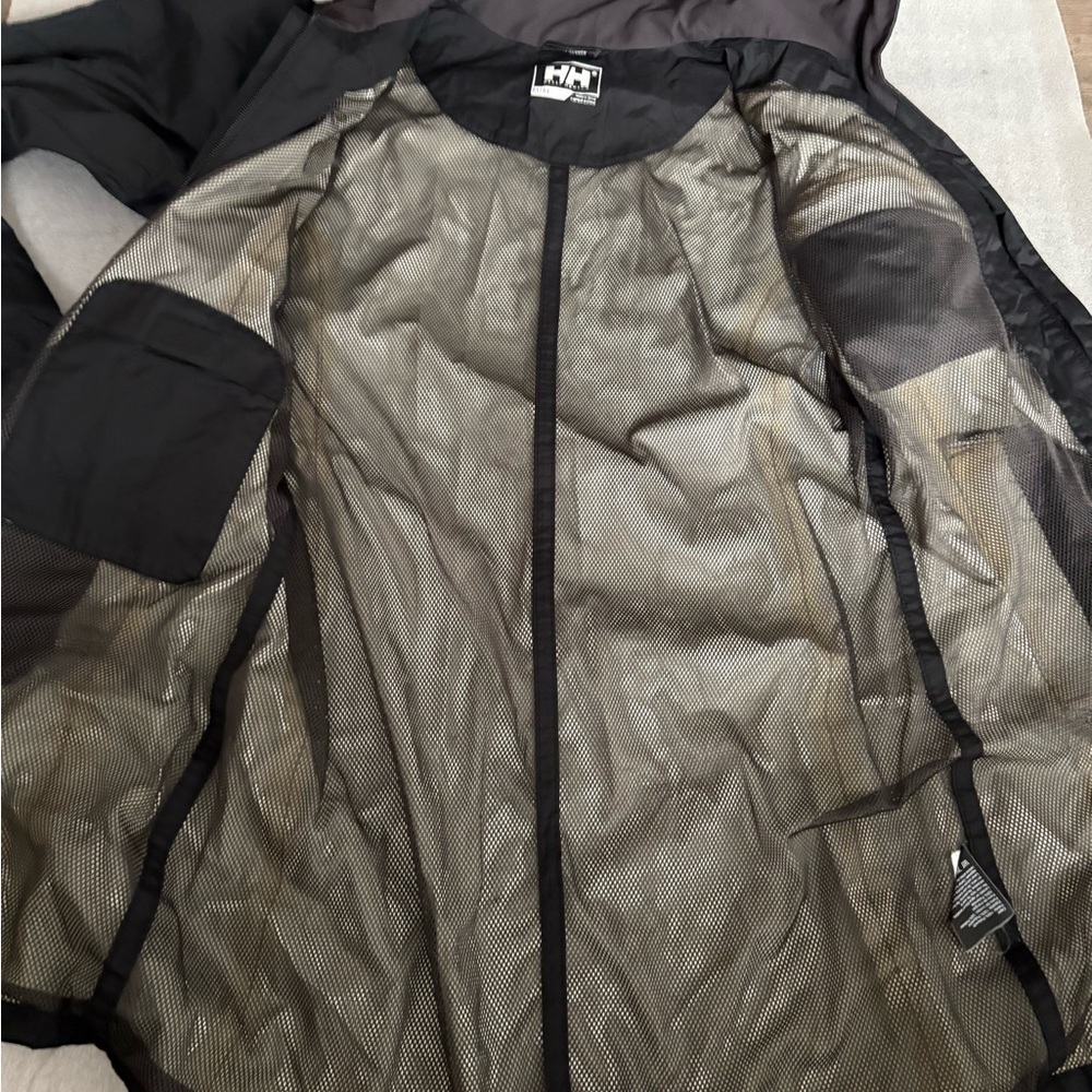 [M]Helly Hansen Women's Black Raincoat Waterproof Mid Jacket - Picture 7 of 8